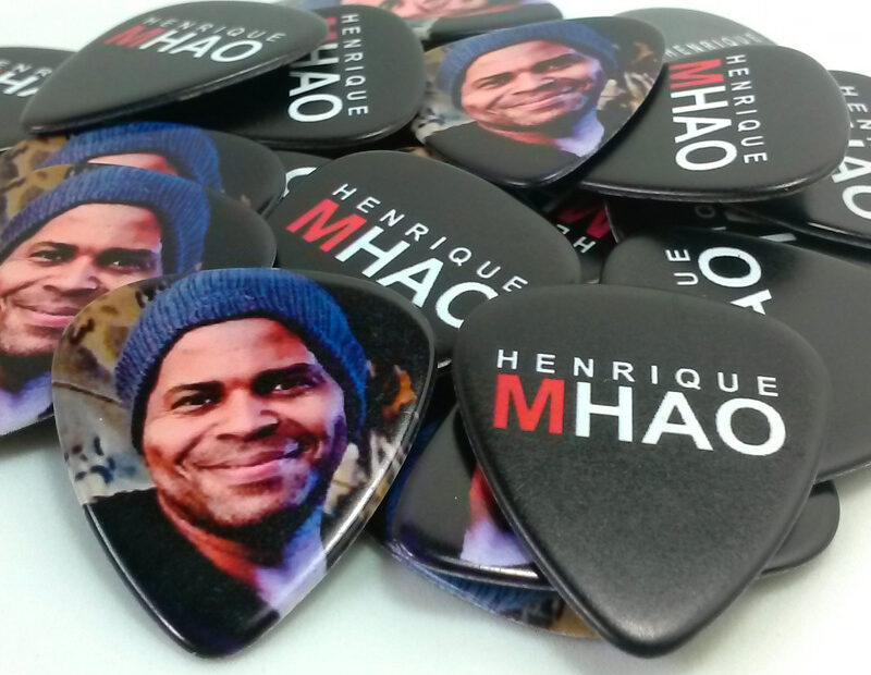 Palhetas personalizadas para o músico Henrique Mhao